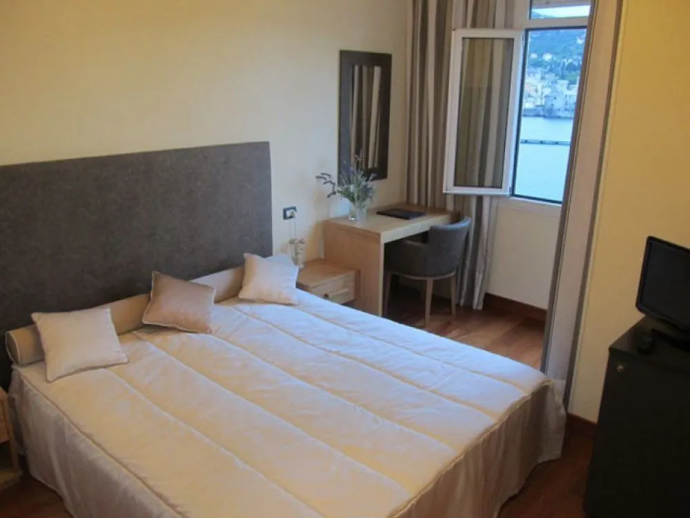Rosabianca Boutique Hotel ラッパロ