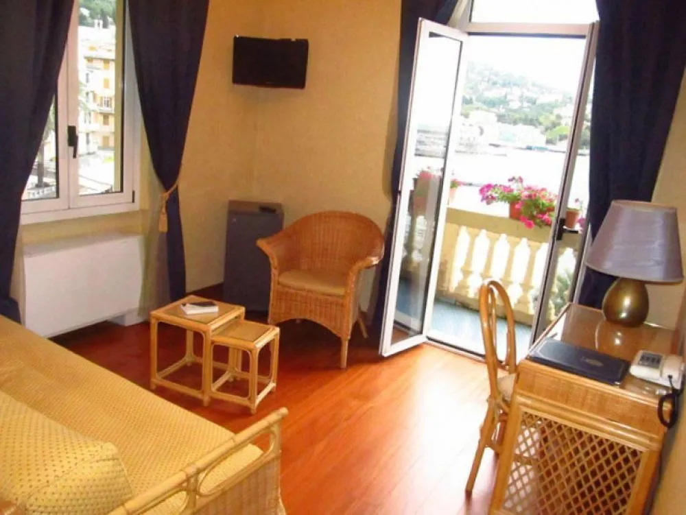 Rosabianca Boutique Hotel ラッパロ